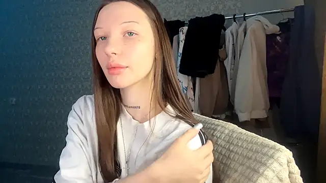 Snapshot of LumPetal chatting on February 2026 03:07:01 AM LumPetal online show from February 2026 03:07:01 AM