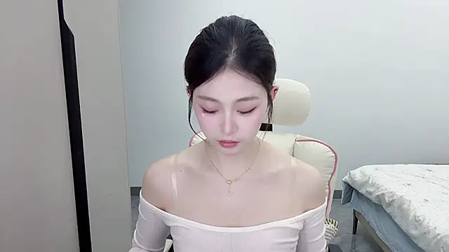 DYyyyyy-- online show from February 2026 12:04:01 PM