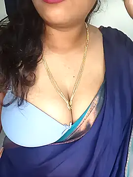 Snapshot of Chinnima143 chatting on February 2026 03:49:02 AM Chinnima143 online show from February 2026 03:49:02 AM