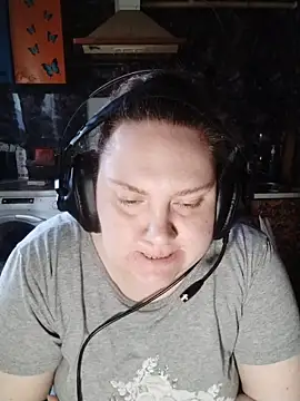 MaryShiny  online show from April 2026 08:20:01 AM