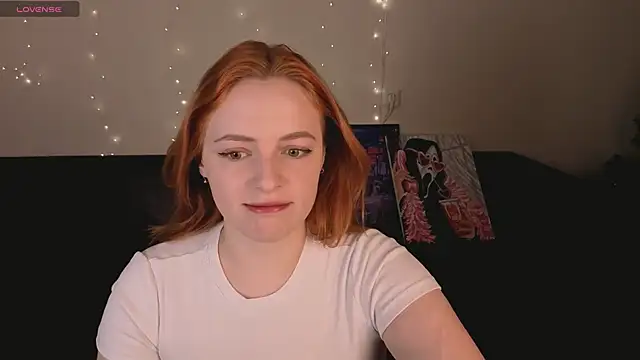 Snapshot of hannamelon_ chatting on February 2026 07:23:01 AM hannamelon online show from February 2026 07:23:01 AM