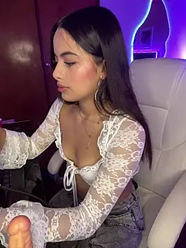 Dulce pink18 online show from March 2026 05:30:01 PM