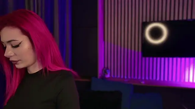 Snapshot of KaylieRosse chatting on February 2026 06:14:01 PM KaylieRosse online show from February 2026 06:14:01 PM