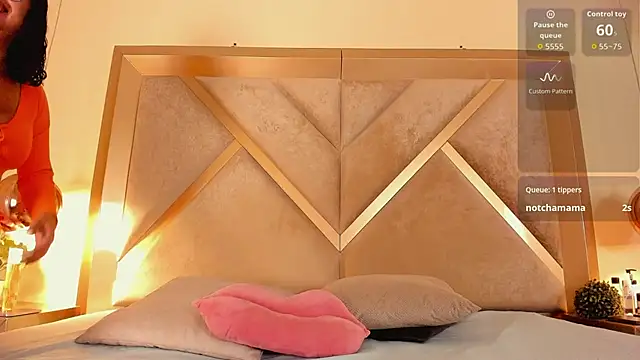 Snapshot of LaraandAxel chatting on February 2026 07:56:01 PM LaraandAxel online show from February 2026 07:56:01 PM