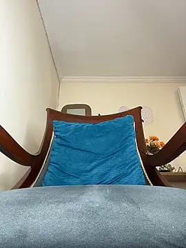 LilaRvsh online show from April 2026 05:29:01 PM