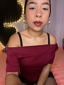 Snapshot of Katty_honey_ chatting on February 2026 05:16:02 AM Katty honey online show from February 2026 05:16:02 AM