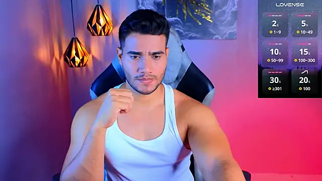 Snapshot of AndresRodriguez1 chatting on May 2026 11:13:02 PM AndresRodriguez1 online show from May 2026 11:13:02 PM