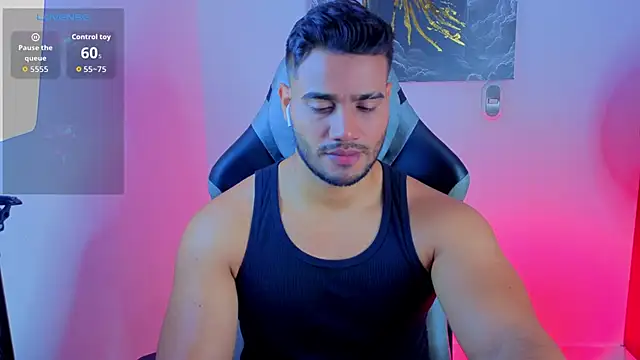 Snapshot of AndresRodriguez1 chatting on May 2026 02:01:02 PM AndresRodriguez1 online show from May 2026 02:01:02 PM