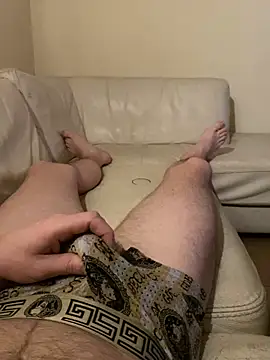 Snapshot of keev09 chatting on February 2026 01:04:01 AM keev09 online show from February 2026 01:04:01 AM