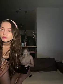 RollDollsi online show from February 2026 06:09:01 AM