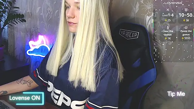 Shiny Victoria online show from April 2026 09:15:01 AM