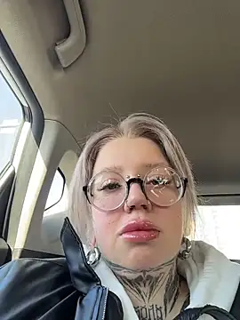 Chiibi online show from March 2026 11:18:01 AM