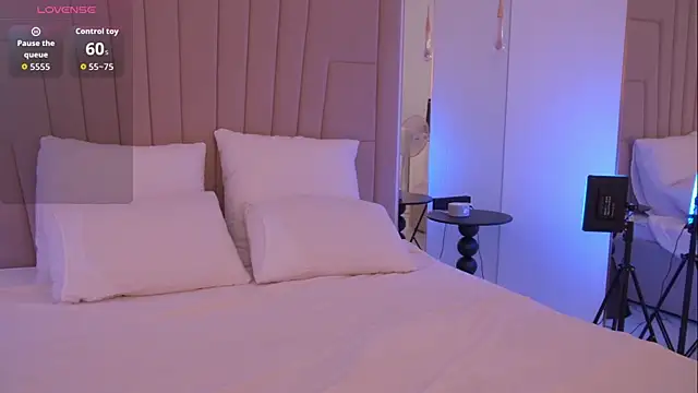 Snapshot of JennyBlow chatting on February 2026 12:48:02 PM JennyBlow online show from February 2026 12:48:02 PM