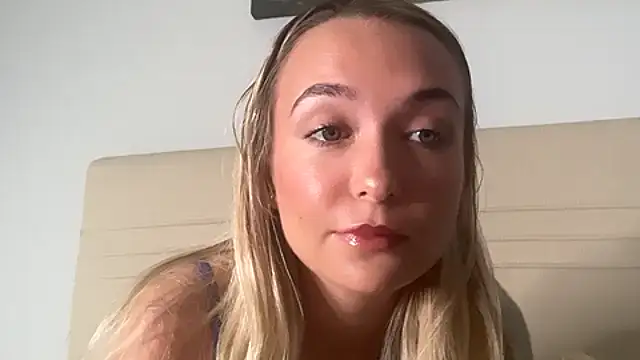 kelseyblu online show from May 2026 10:36:01 PM