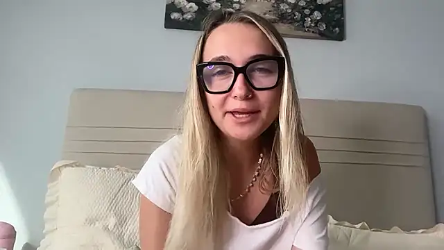 kelseyblu online show from May 2026 09:23:02 PM