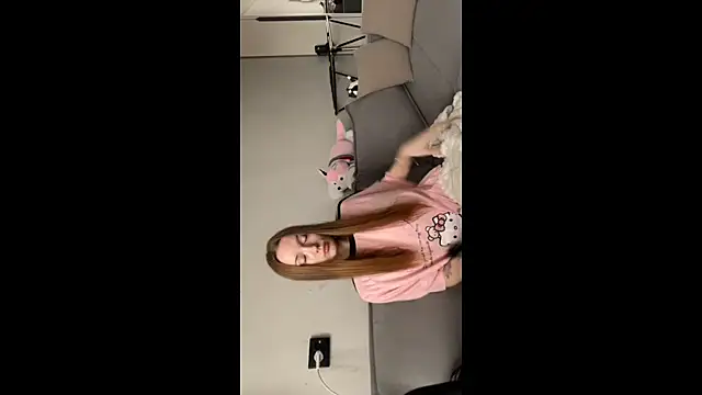 Snapshot of lunli0 chatting on February 2026 07:04:01 AM lunli0 online show from February 2026 07:04:01 AM