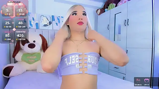 Snapshot of baby_cleo_ chatting on March 2026 01:40:02 PM baby cleo online show from March 2026 01:40:02 PM