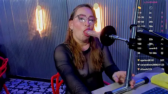 Snapshot of nazly_bigass chatting on February 2026 07:40:01 PM nazly bigass online show from February 2026 07:40:01 PM