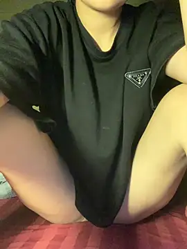 Luna Babyyy online show from April 2026 04:12:01 PM