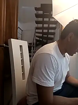 Snapshot of Andres28-2000 chatting on February 2026 06:22:02 PM Andres28-2000 online show from February 2026 06:22:02 PM