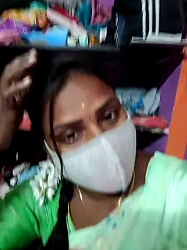 Tamil Hot Nisha online show from March 2026 04:33:01 PM