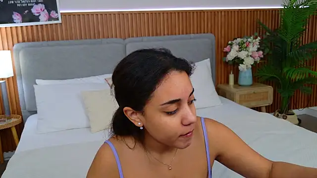 Luna Cortier online show from June 2026 05:32:02 AM
