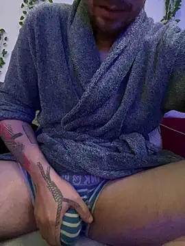 Piratee666 online show from March 2026 07:34:02 AM