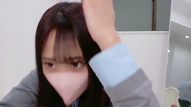 Snapshot of rinochan_v chatting on February 2026 03:10:01 PM rinochan v online show from February 2026 03:10:01 PM