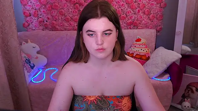 KristiFoxy online show from May 2026 02:02:01 PM
