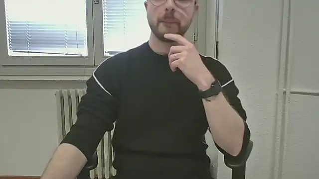 Snapshot of ItalianAlex chatting on March 2026 02:42:02 PM ItalianAlex online show from March 2026 02:42:02 PM