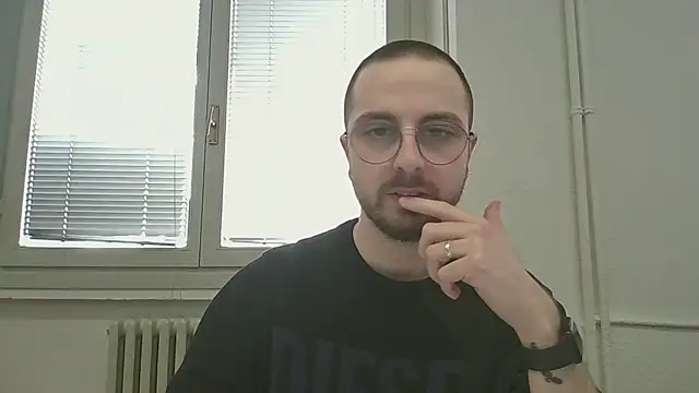 Snapshot of ItalianAlex chatting on March 2026 10:53:02 AM ItalianAlex online show from March 2026 10:53:02 AM