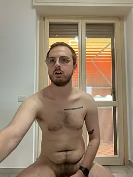 Snapshot of ItalianAlex chatting on June 2026 01:32:01 PM ItalianAlex online show from June 2026 01:32:01 PM