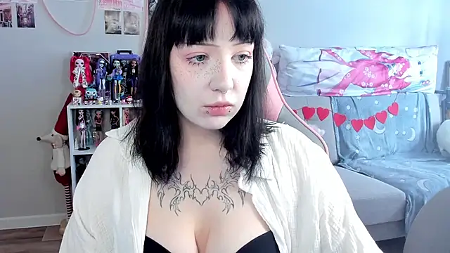 Snapshot of MollysLand chatting on February 2026 09:08:02 AM MollysLand online show from February 2026 09:08:02 AM