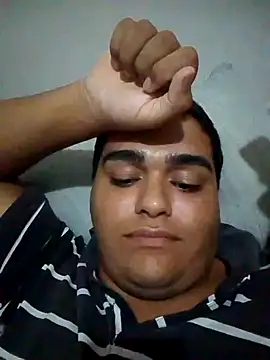 Snapshot of Pensecomorei chatting on February 2026 09:38:01 PM Pensecomorei online show from February 2026 09:38:01 PM