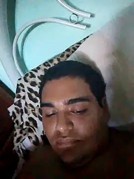 Snapshot of Pensecomorei chatting on February 2026 07:01:02 PM Pensecomorei online show from February 2026 07:01:02 PM