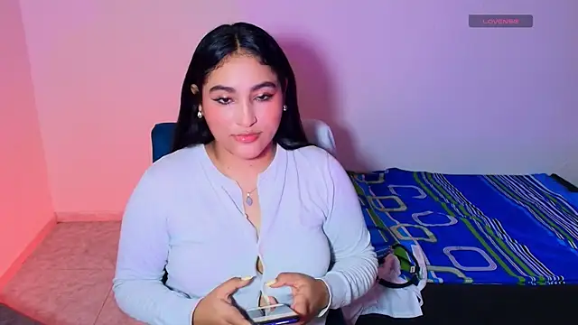 Lya dubois  online show from May 2026 05:03:02 AM