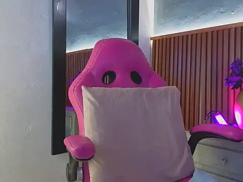 miss monserrate01 online show from February 2026 12:50:02 PM