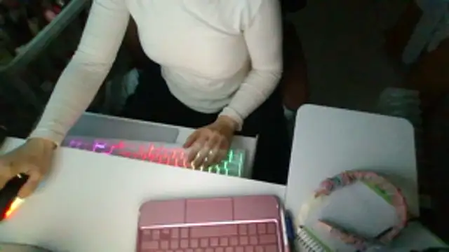 hipotenusa online show from March 2026 06:58:01 AM