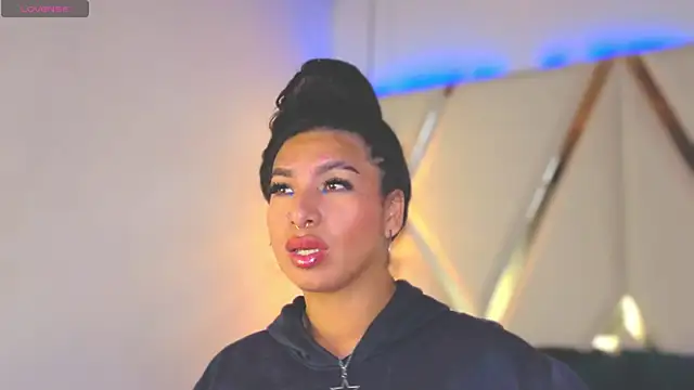 MeelFox online show from March 2026 01:07:02 PM