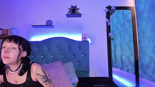 Gemma honey online show from March 2026 01:18:01 PM