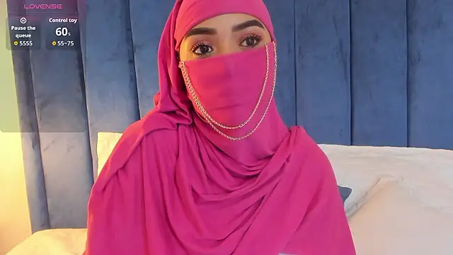 Snapshot of fatimarab__ chatting on February 2026 03:44:02 AM fatimarab online show from February 2026 03:44:02 AM