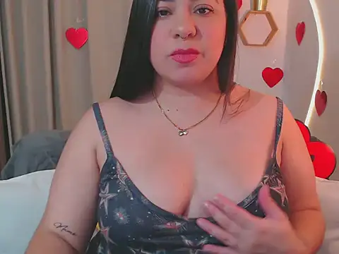 isabum  online show from February 2026 03:41:02 PM