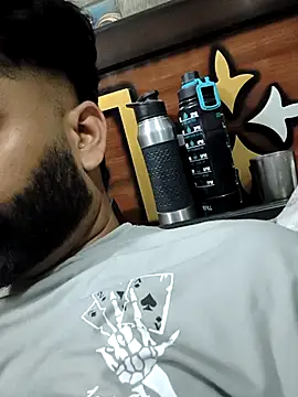 MrCurioX online show from April 2026 02:51:02 PM