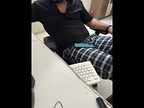 Rah0091 online show from March 2026 06:45:02 PM