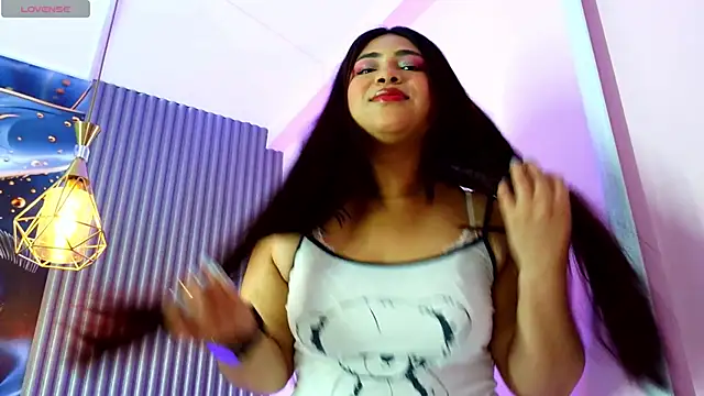 Snapshot of rouxinferno_cr chatting on February 2026 02:49:01 AM rouxinferno cr online show from February 2026 02:49:01 AM