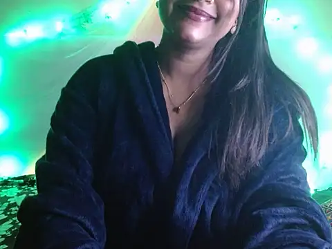 LIZNA 0 online show from March 2026 03:47:01 PM