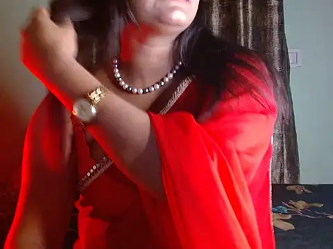 LIZNA 0 online show from April 2026 04:48:01 PM