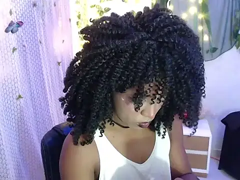 zafiro blu online show from April 2026 01:28:01 PM