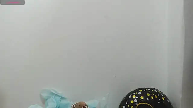 Snapshot of CarolRousee chatting on February 2026 07:32:02 PM CarolRousee online show from February 2026 07:32:02 PM