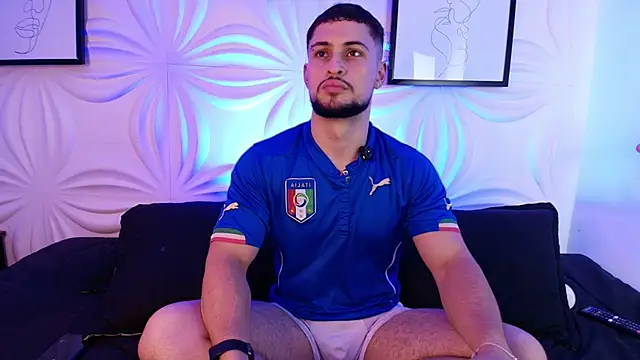valenssio moretti online show from May 2026 01:47:02 AM